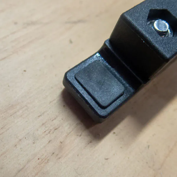 Up-close view of the Topeak Omni Quicktrack Adapter mounting bracket foot
