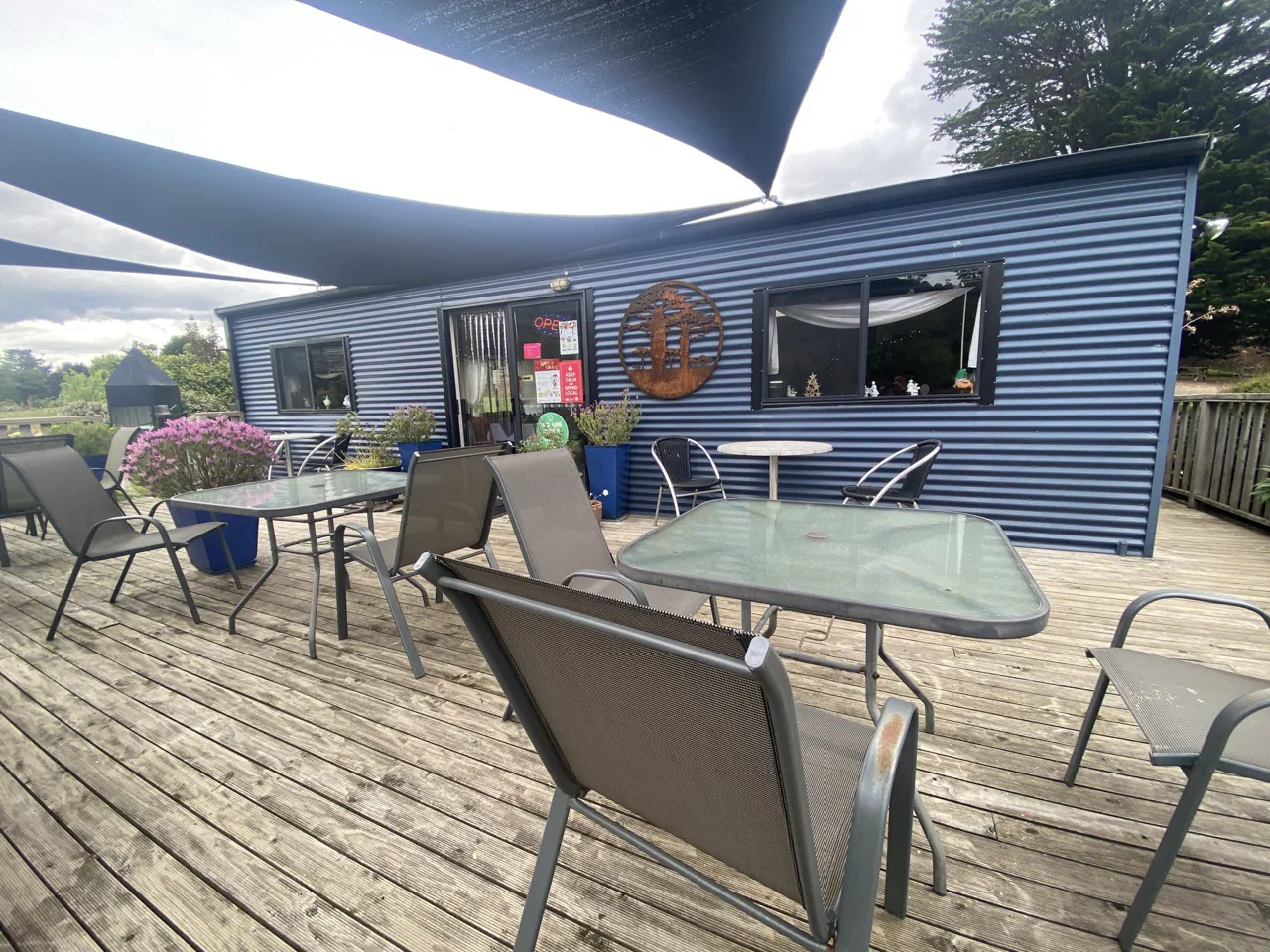 The Blue Barn Café